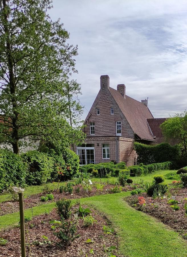 Отель Manoir Du Kasteelveld Кассель Экстерьер фото